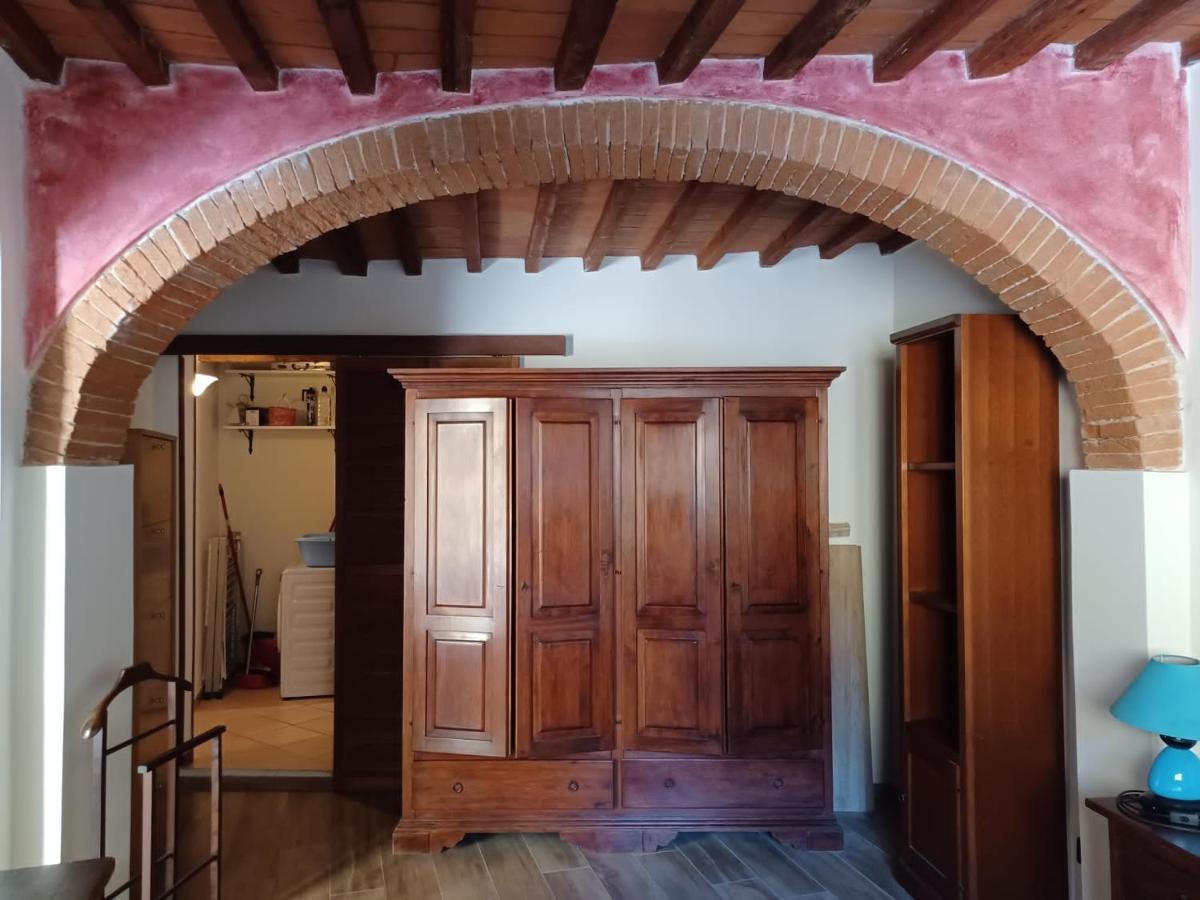 Grazioso Appartamento Pisa Sull'Arno Luaran gambar